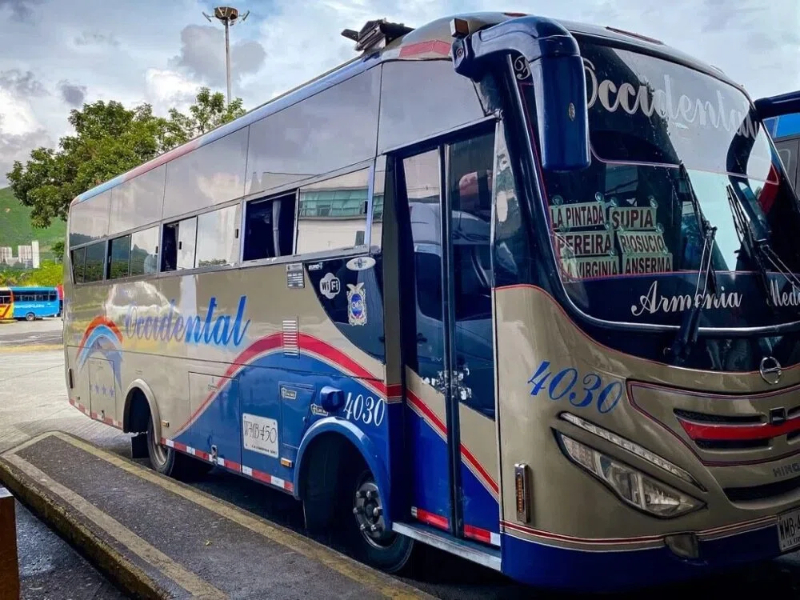 A Guide to Bus Travel in Colombia - Kitti Around the World A Guide to Bus Travel in Colombia - Kitti Around the World
