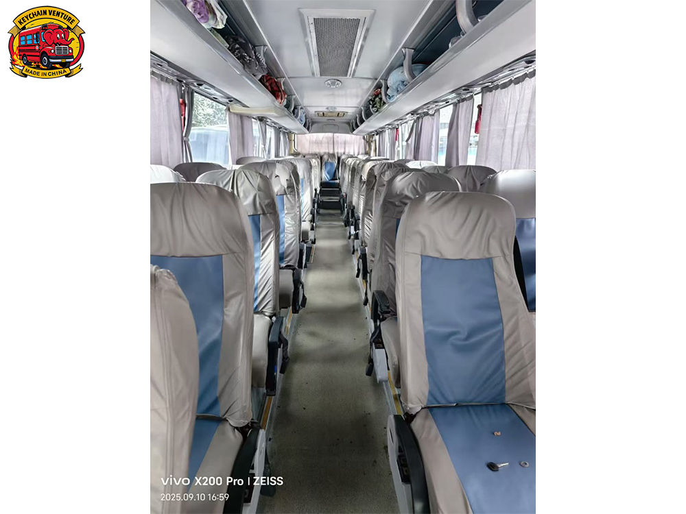 Yutong ZK6122 Blue4