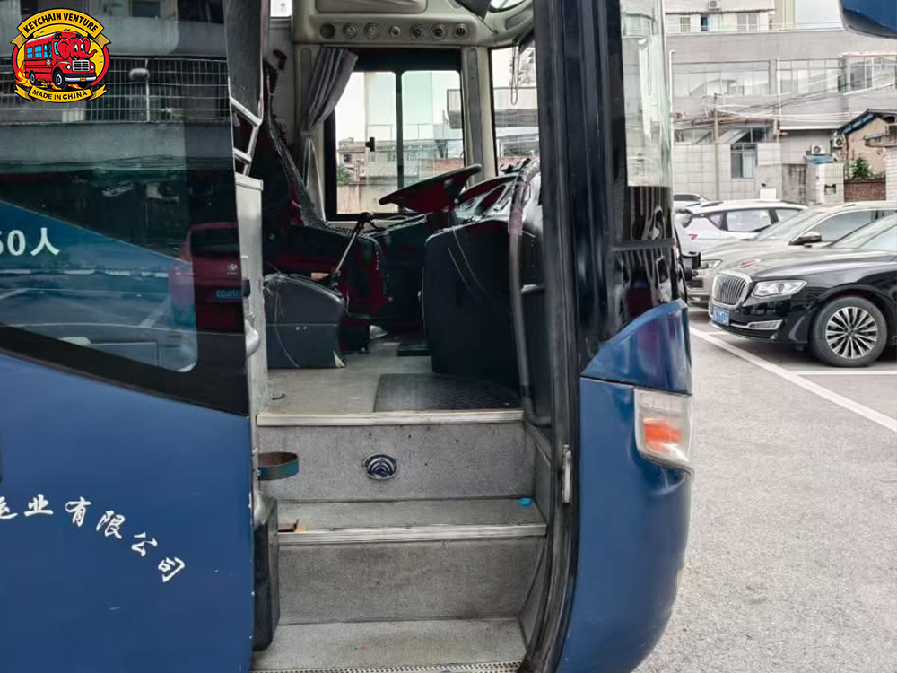 Yutong ZK6122 Blue3