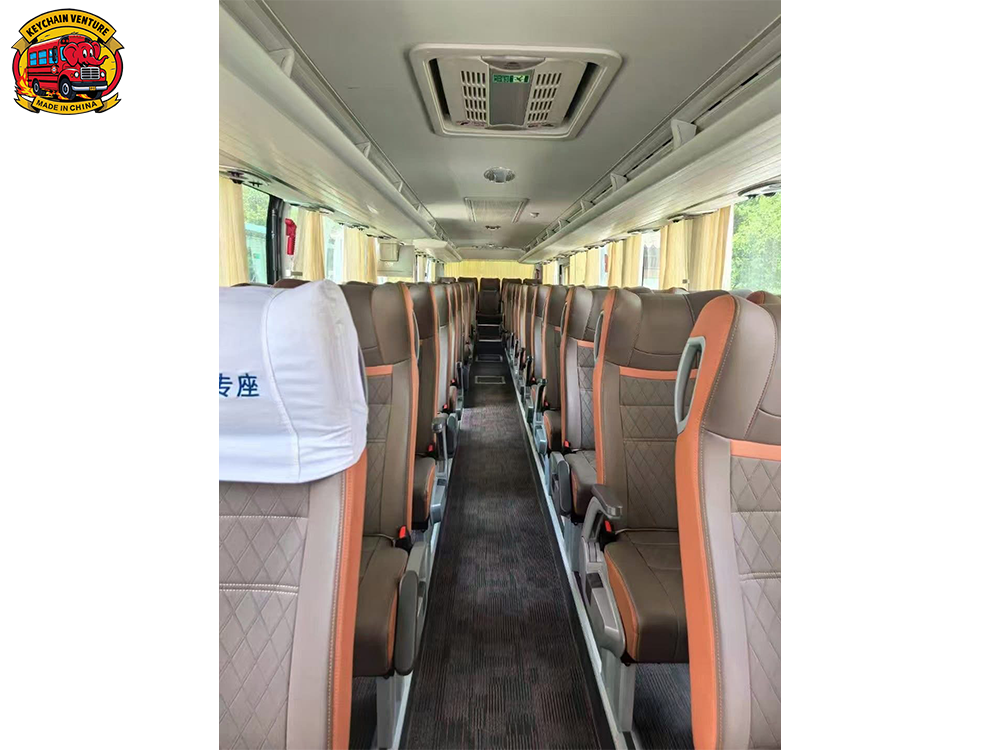 Yutong ZK6137 Green2