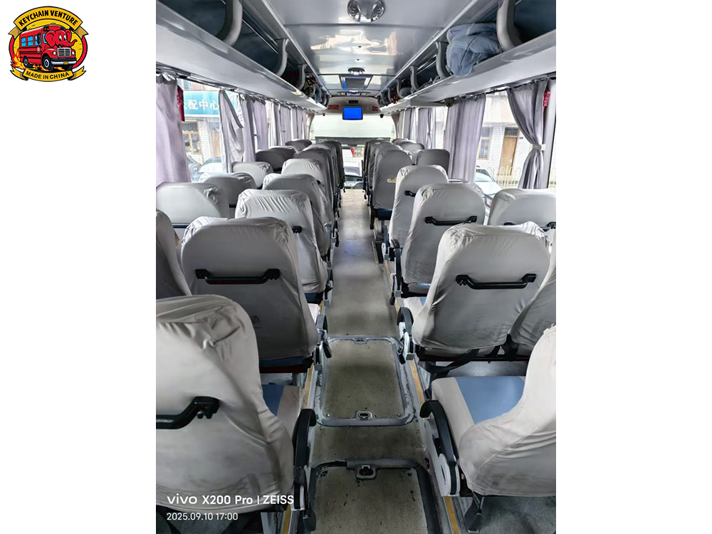 Yutong ZK6122 Blue5