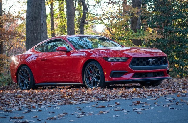 2025 Ford Mustang Review, Pricing, & Pictures | U.S. News