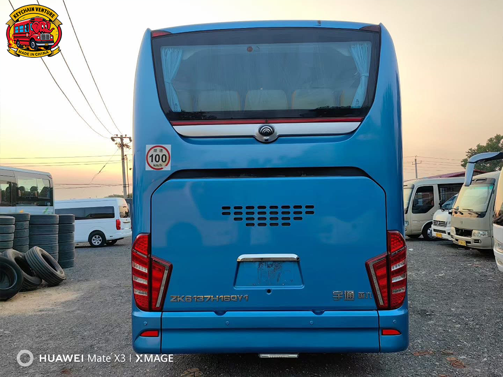 Yutong ZK6137.3