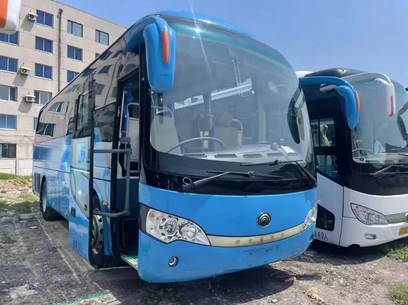ZK6908 39 Seater Yu Tong Diesel Tourist Bus for Sale - Second Hand Coach, Euro 4 Emission Standard, 2015 Model ZK6908 39 Seater Yu Tong Diesel Tourist Bus for Sale - Second Hand Coach, Euro 4 Emission Standard, 2015 Model