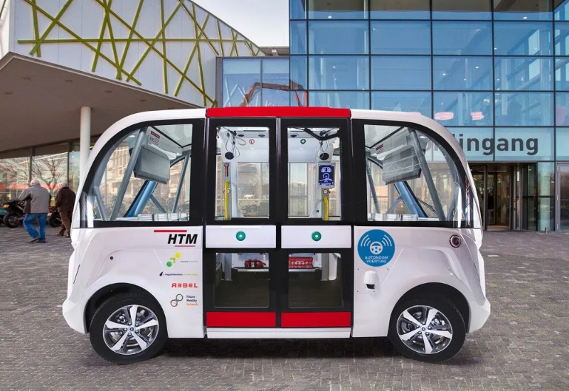 Autonomous shuttle use cases development _ Rebel