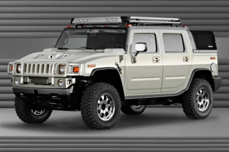 HUMMER H2 sports utility to enter production in 2004 HUMMER H2 sports utility to enter production in 2004