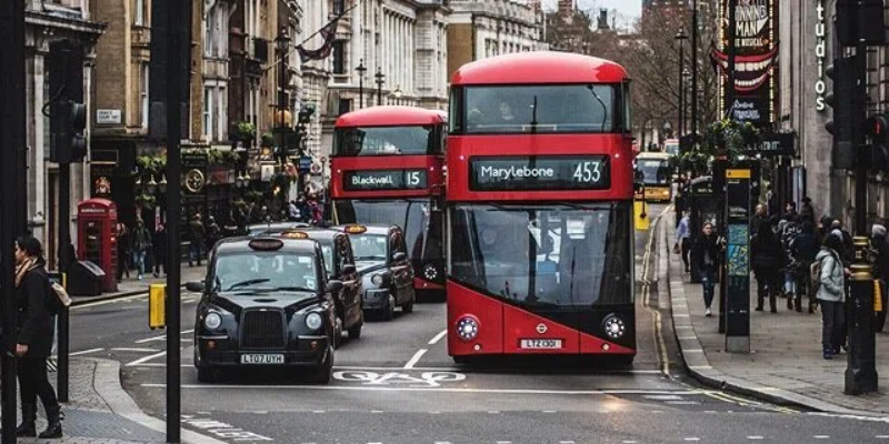 Uber Partners With Moovit on London's Public Transportation _ Ctech