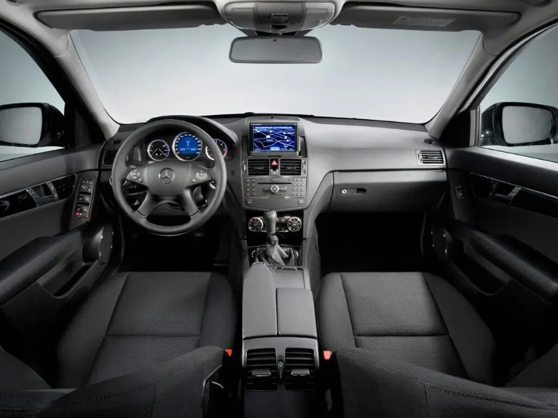 Mercedes-Benz C-Class 2007, 2008, 2009, 2010, 2011, седан, 3 поколение, W204 технические характеристики и комплектации Mercedes-Benz C-Class 2007, 2008, 2009, 2010, 2011, седан, 3 поколение, W204 технические характеристики и комплектации